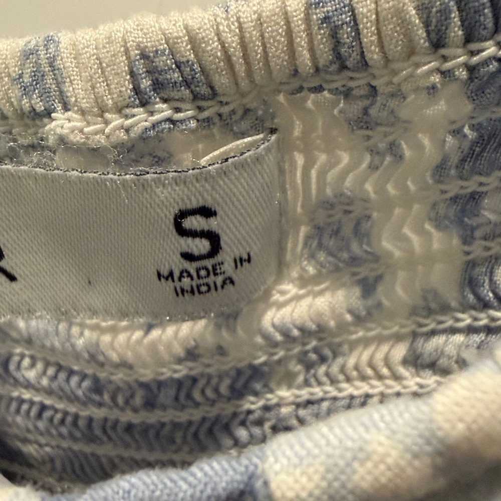 Blue And White Patchwork Crop Top - image 3